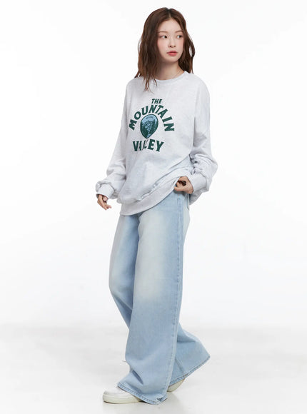 mountain-valley-graphic-crewneck-cg521