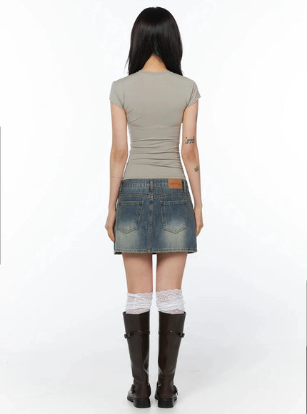 slim-fit-round-neck-basic-top-iu509
