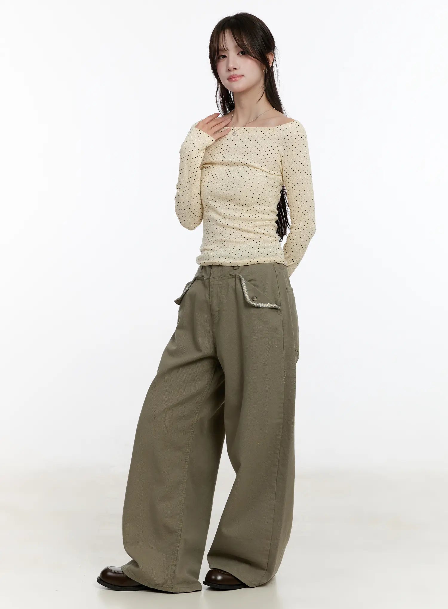 pocket-detail-wide-leg-pants-cm510