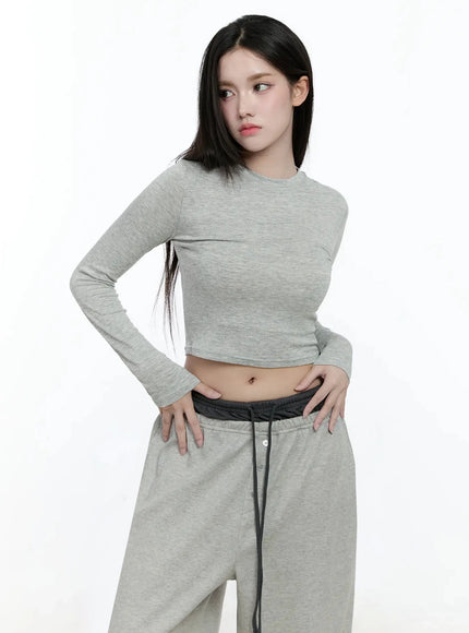 casual-long-sleeve-crop-tee-io527