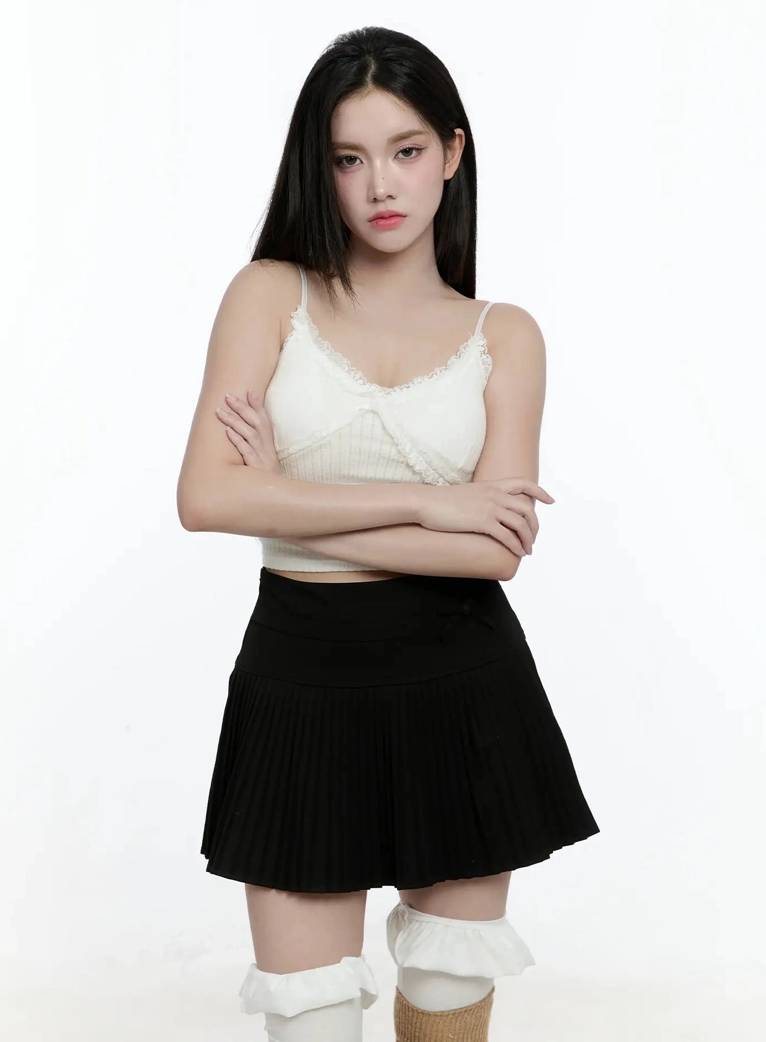 lace-trim-sleeveless-top-io527