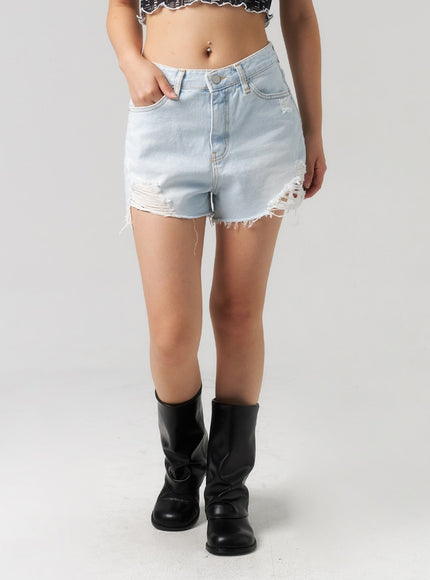 ripped-light-denim-shorts-cl303