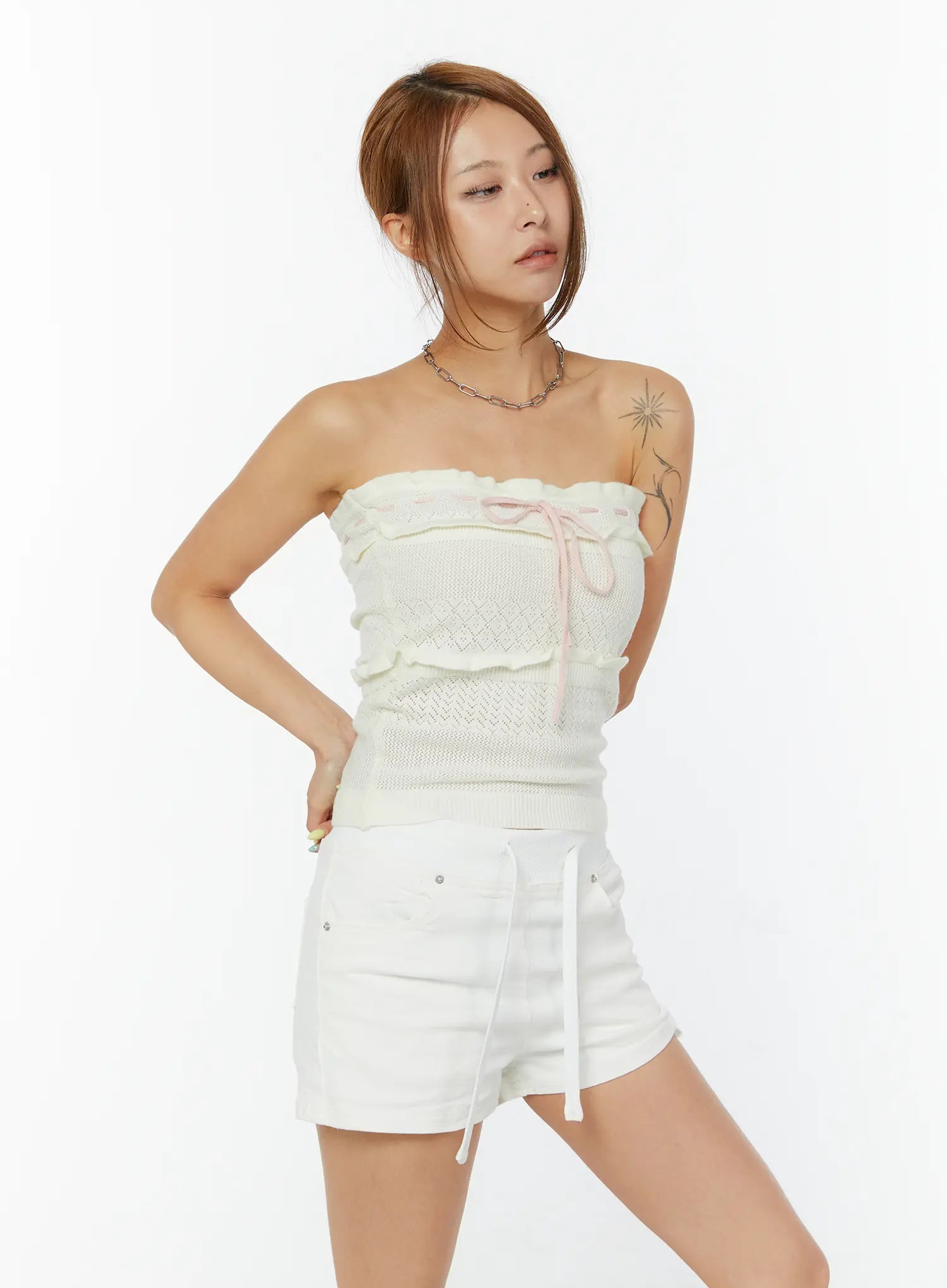 pastel-knit-strapless-top-cy520 / Light beige
