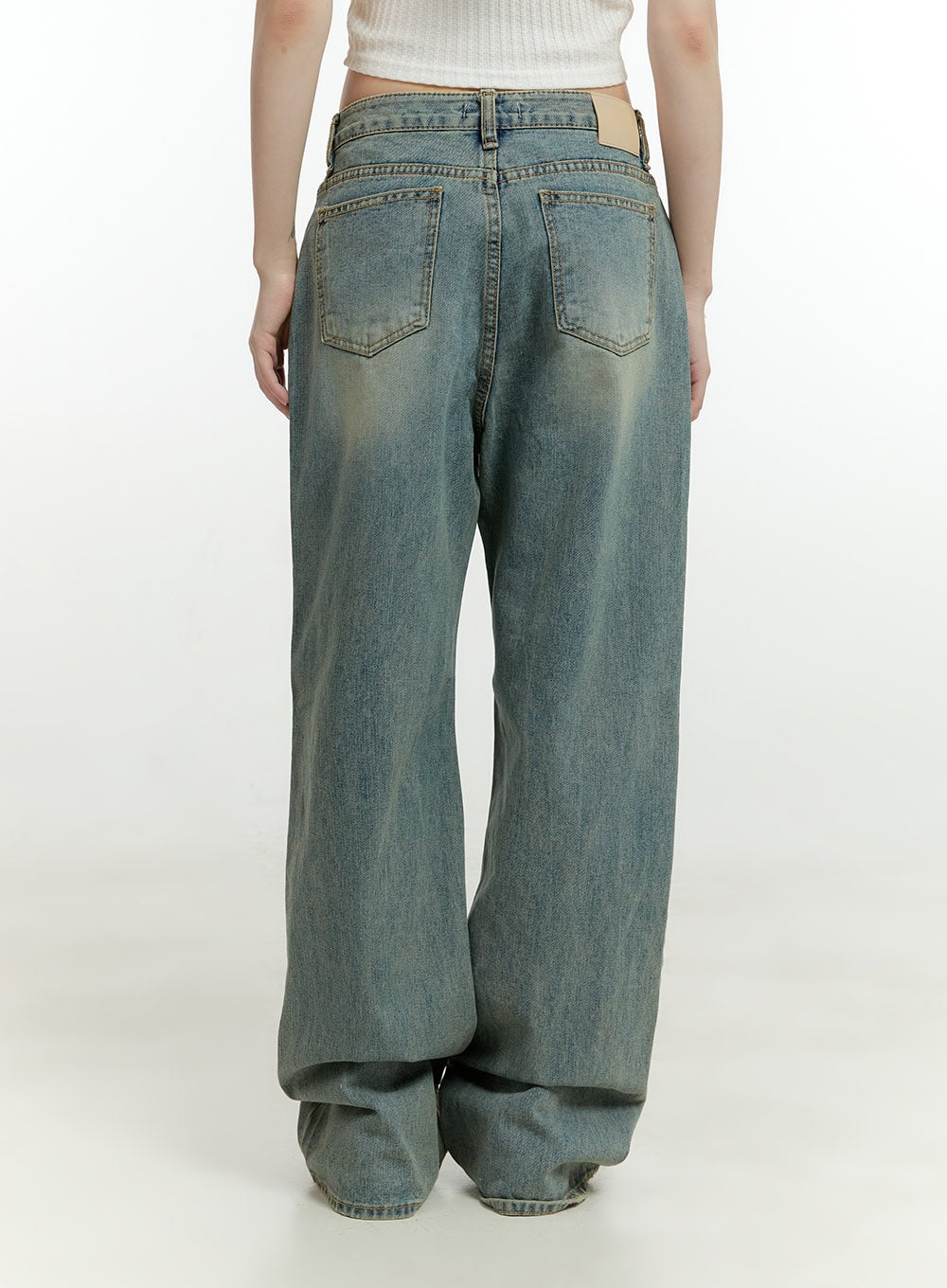 low-rise-straight-jeans-cg401