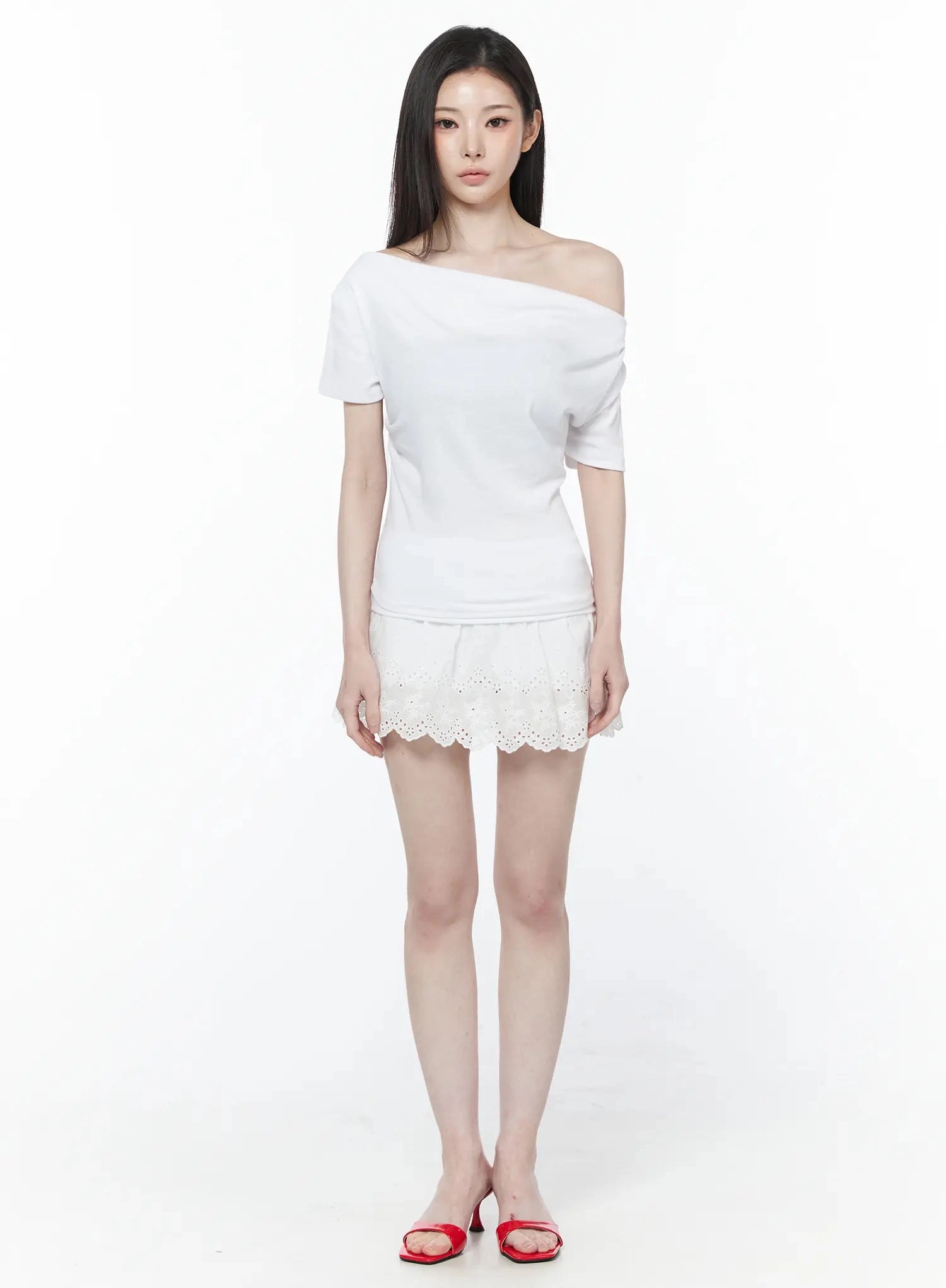 lace-hem-mini-skirt-iu512