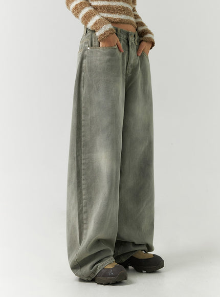 mid-rise-wide-leg-jeans-cd301