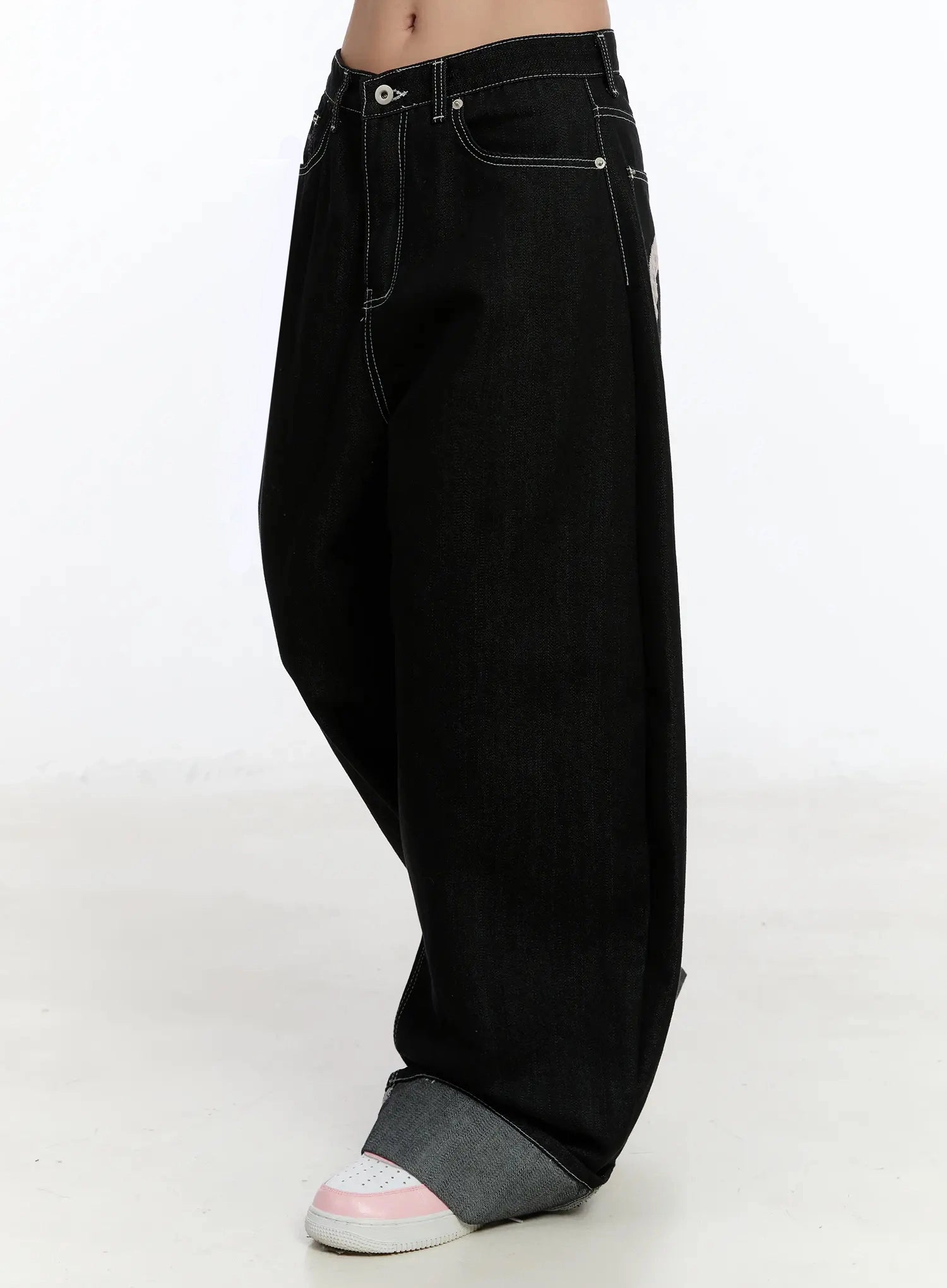 kacey-plaid-stitched-back-pocket-baggy-jeans-im513