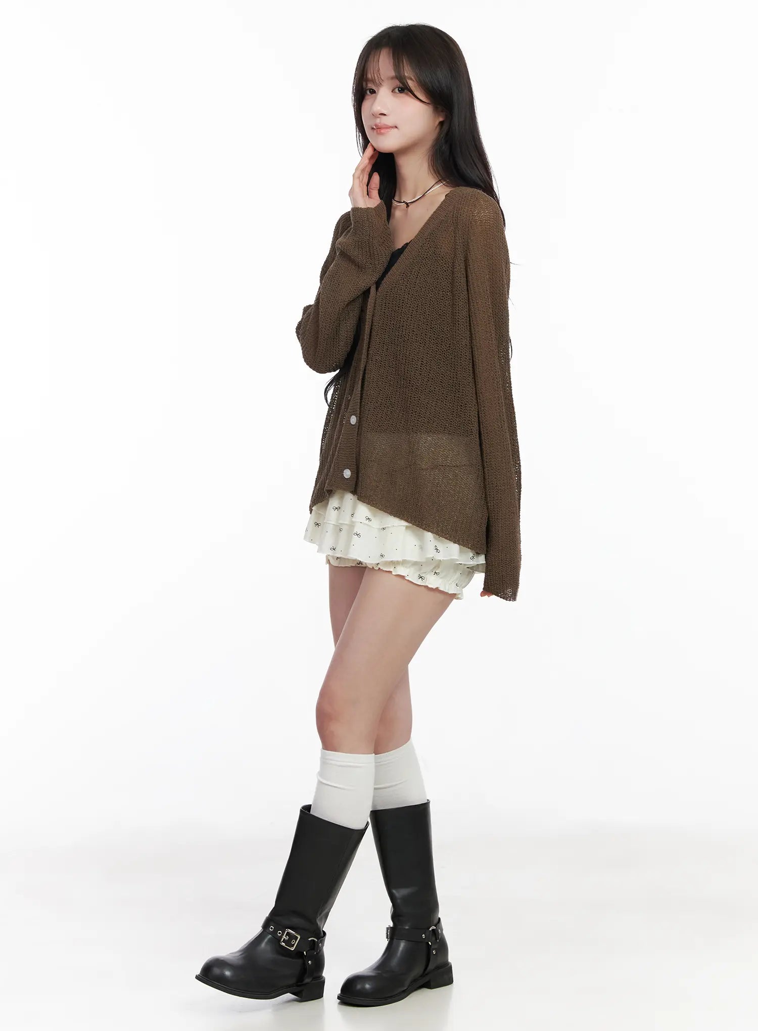 layered-ribbon-lace-shorts-cm531