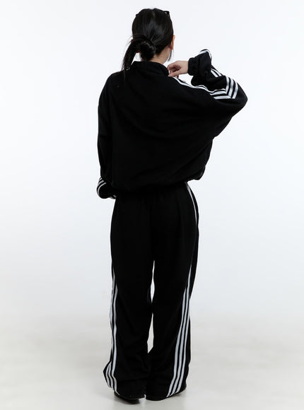 striped-oversize-half-zip-sweatshirt-cd423