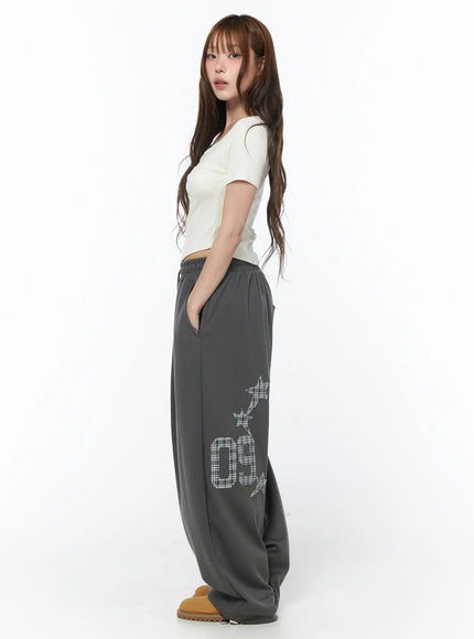 plaid-graphic-wide-leg-sweatpants-cy529