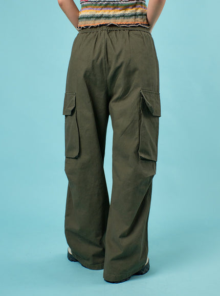 cargo-wide-leg-pants-ij430