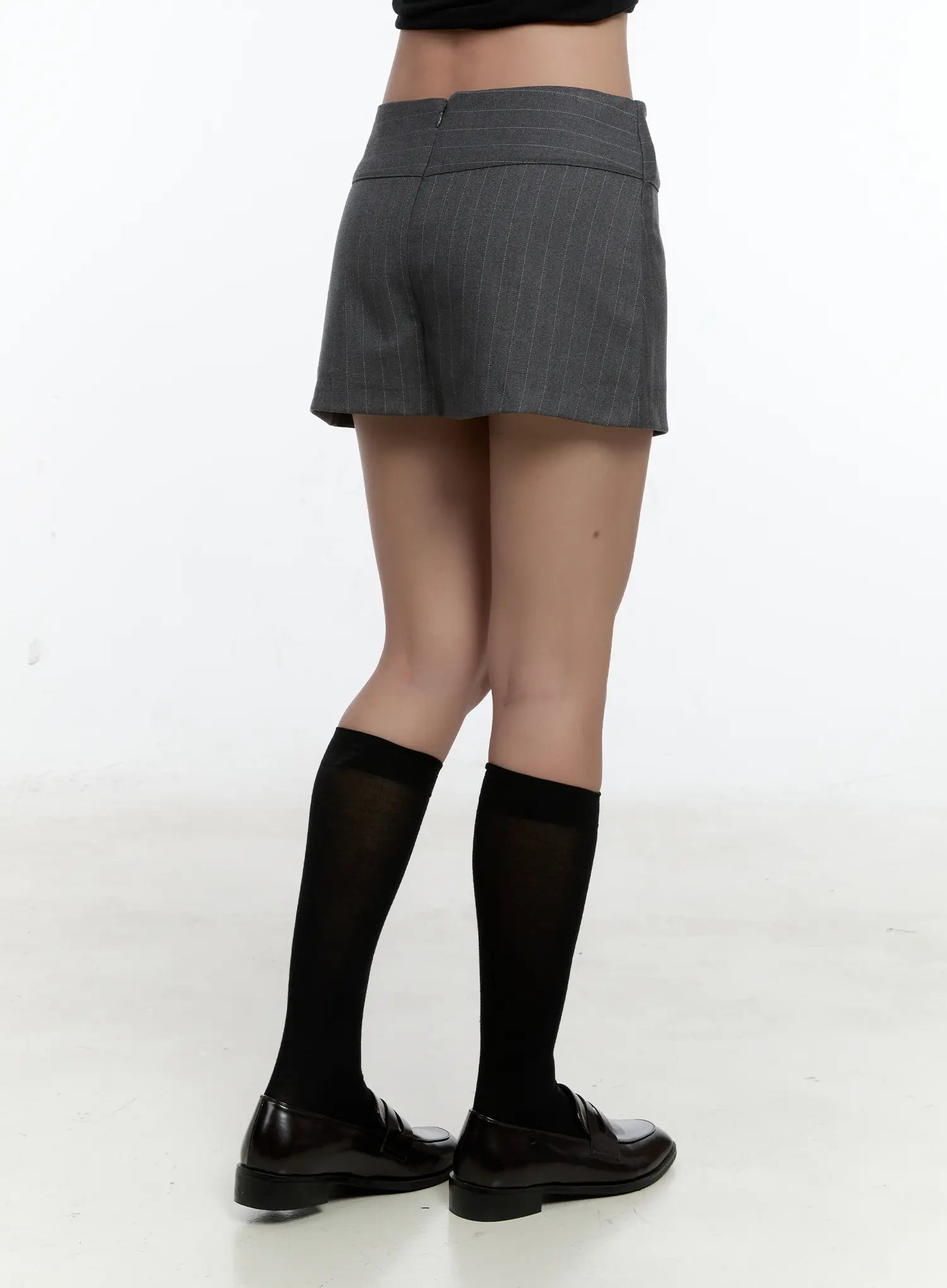 low-rise-striped-mini-skirt-cs518