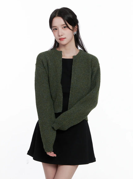 classic-round-neck-knit-cardigan-cs519