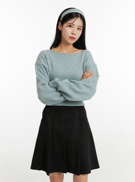 boat-neck-knit-sweater-on320