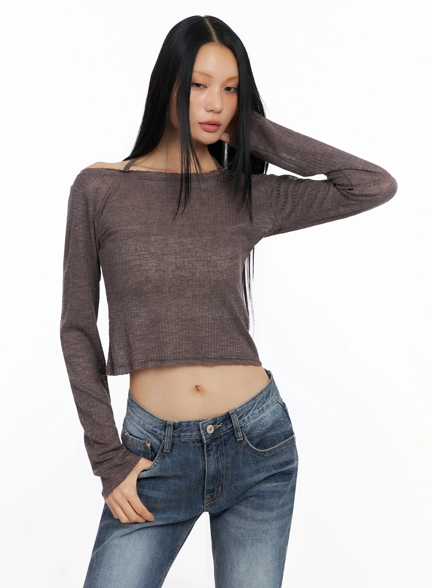 ribbed-halterneck-top-co516