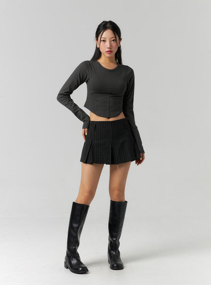 slim-fit-long-sleeve-crop-top-cs320