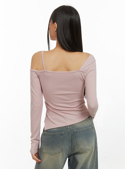 unbalanced-off-shoulder-sleeve-top-is427