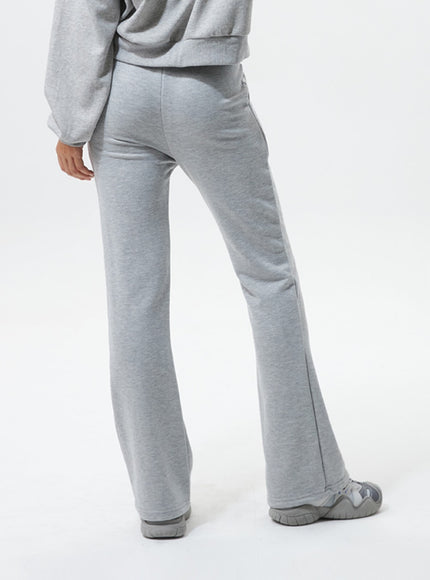 flared-track-pants-is319