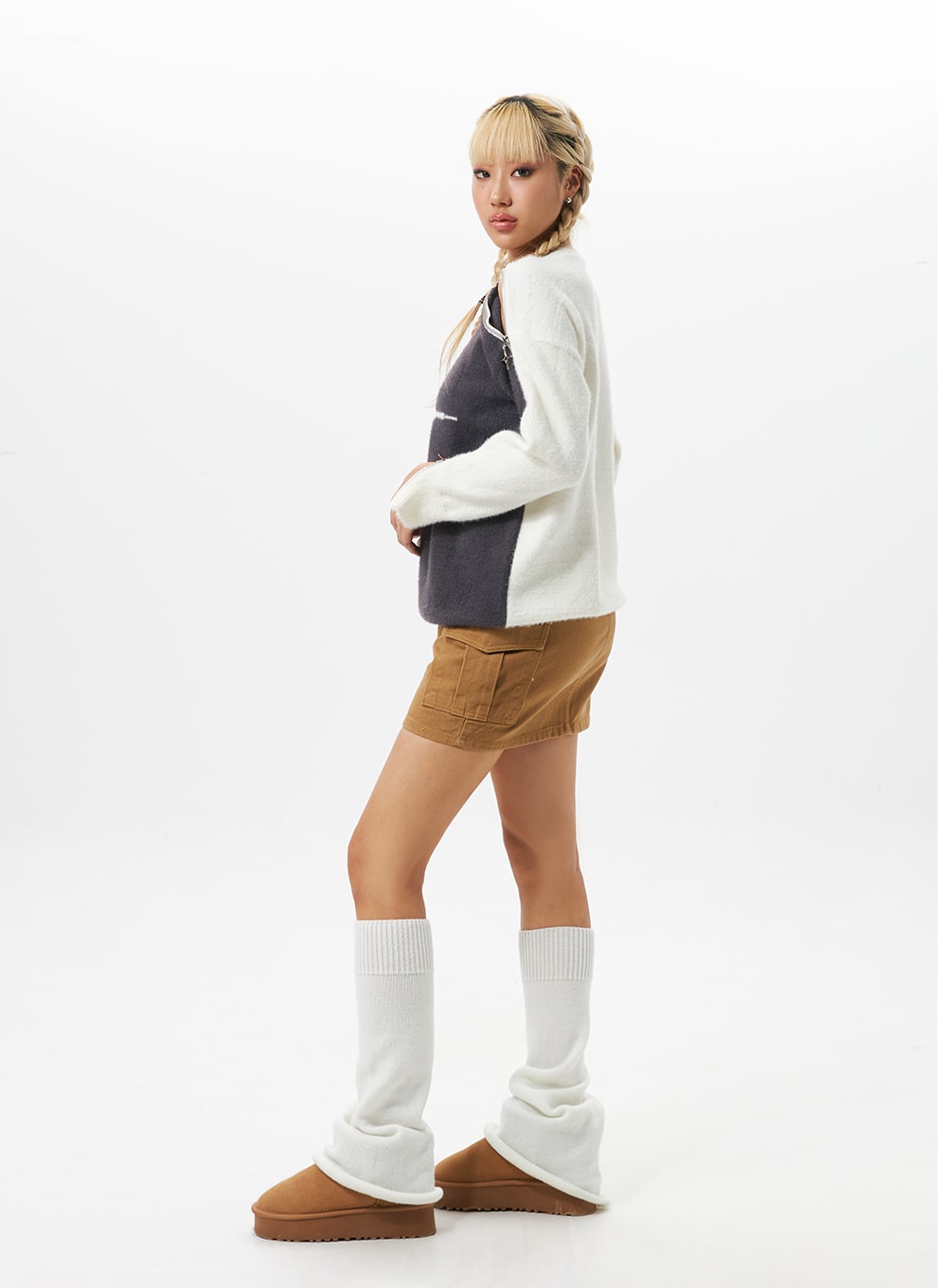 star-motif-cut-out-shoulder-sweater-io324