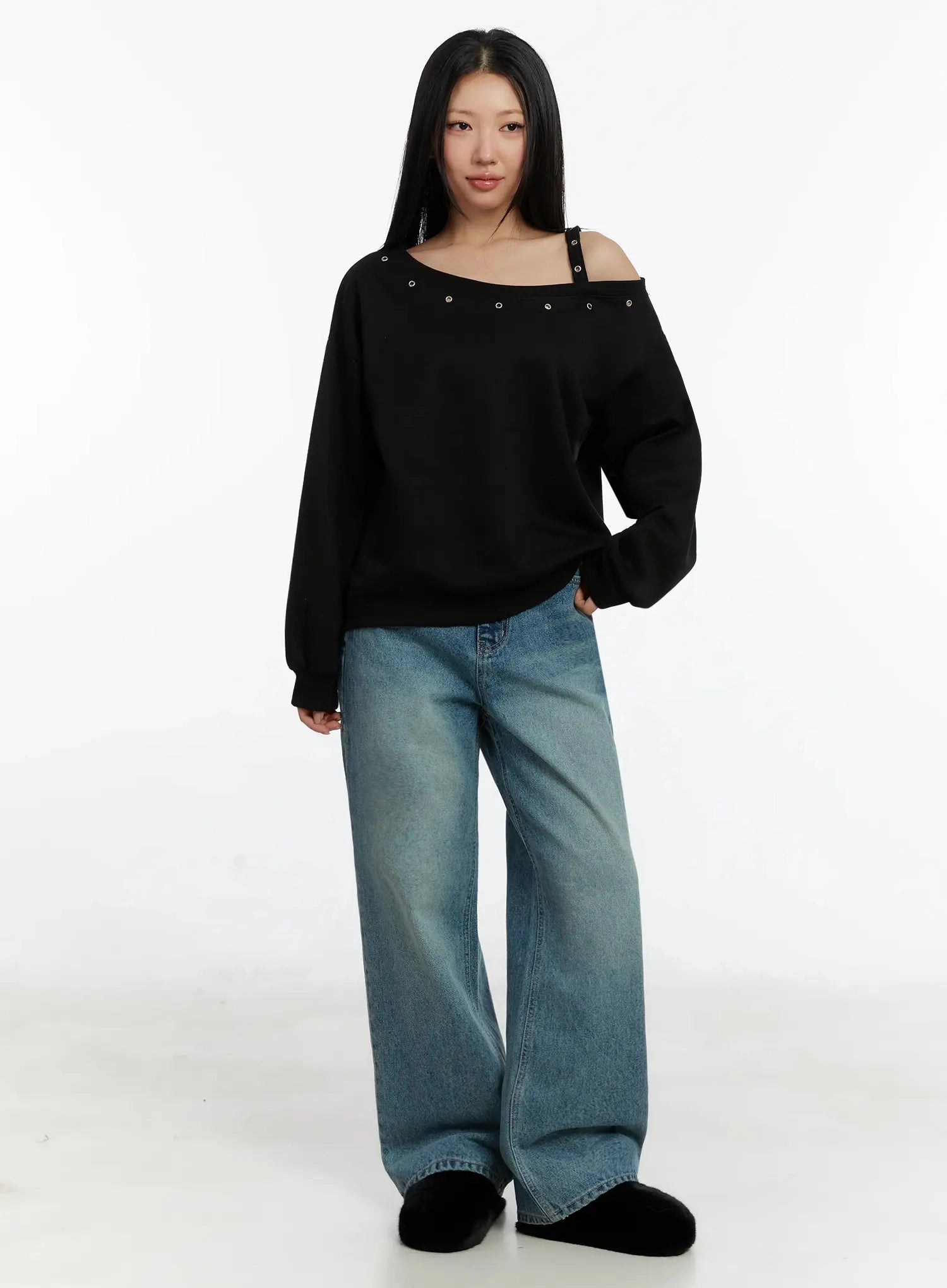 Pixi Straight Leg Jeans ID525 in blue, full-body front shot on model standing straight, long washed straight-leg denim, styled with black off-shoulder snap sweatshirt and fuzzy flat shoes.