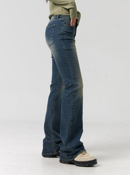 washed-slim-fit-bootcut-jeans-cg327