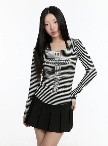 striped-studded-long-sleeve-hoodie-cm511