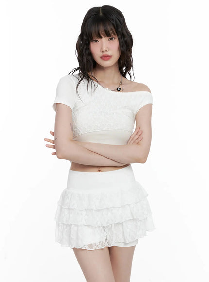 asymmetric-off-shoulder-lace-trim-top-il531