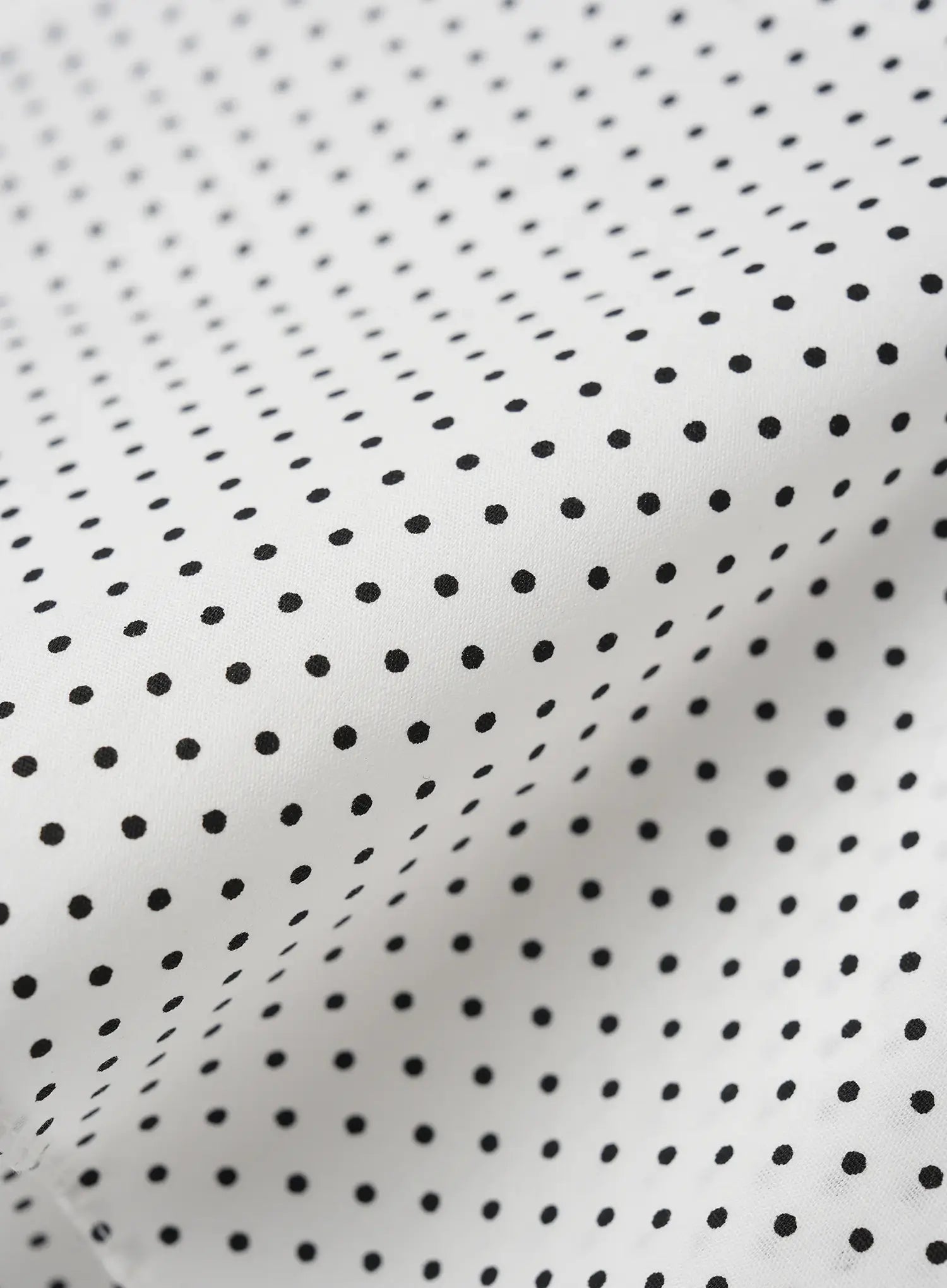 polka-dot-ruffle-cami-iu526