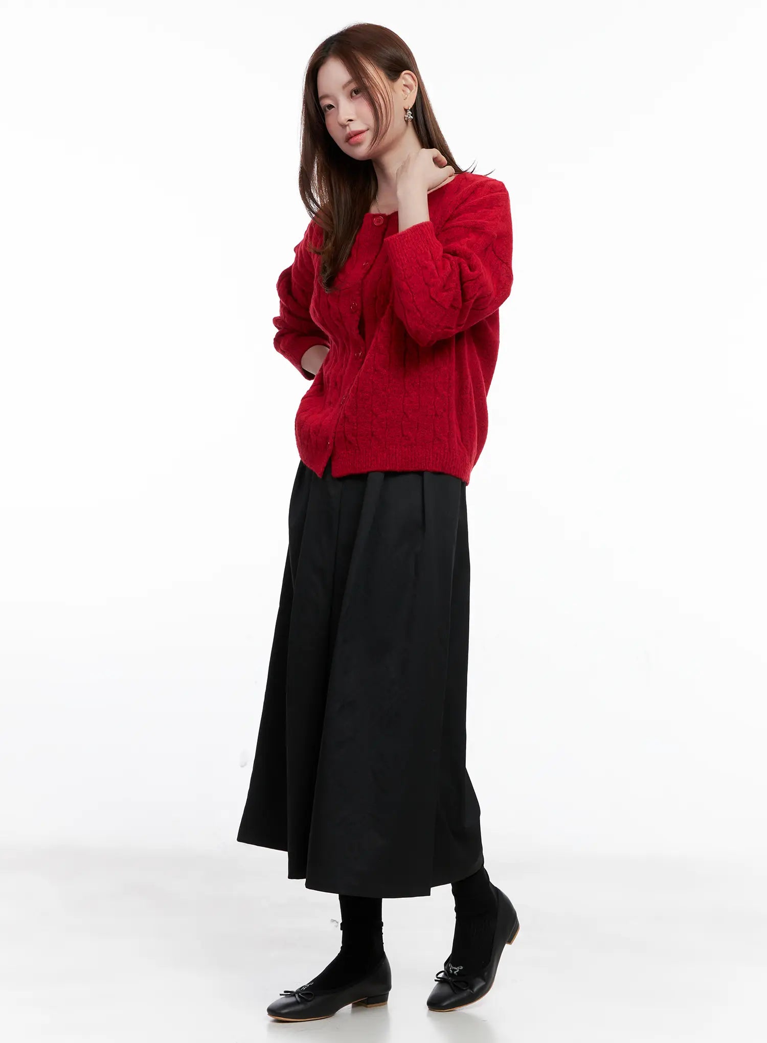 loose-fit-cable-knit-cardigan-cg521