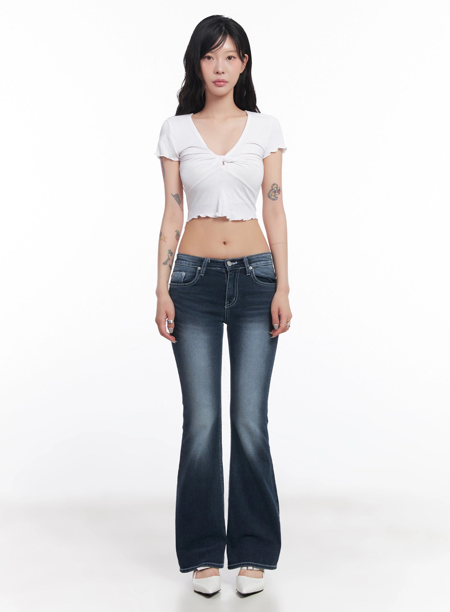 xinyu-low-rise-flared-denim-pants-ic503