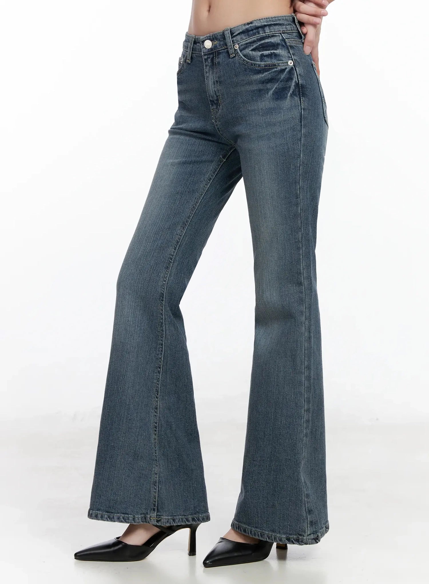 amaris-low-rise-bootcut-flared-jeans-im503