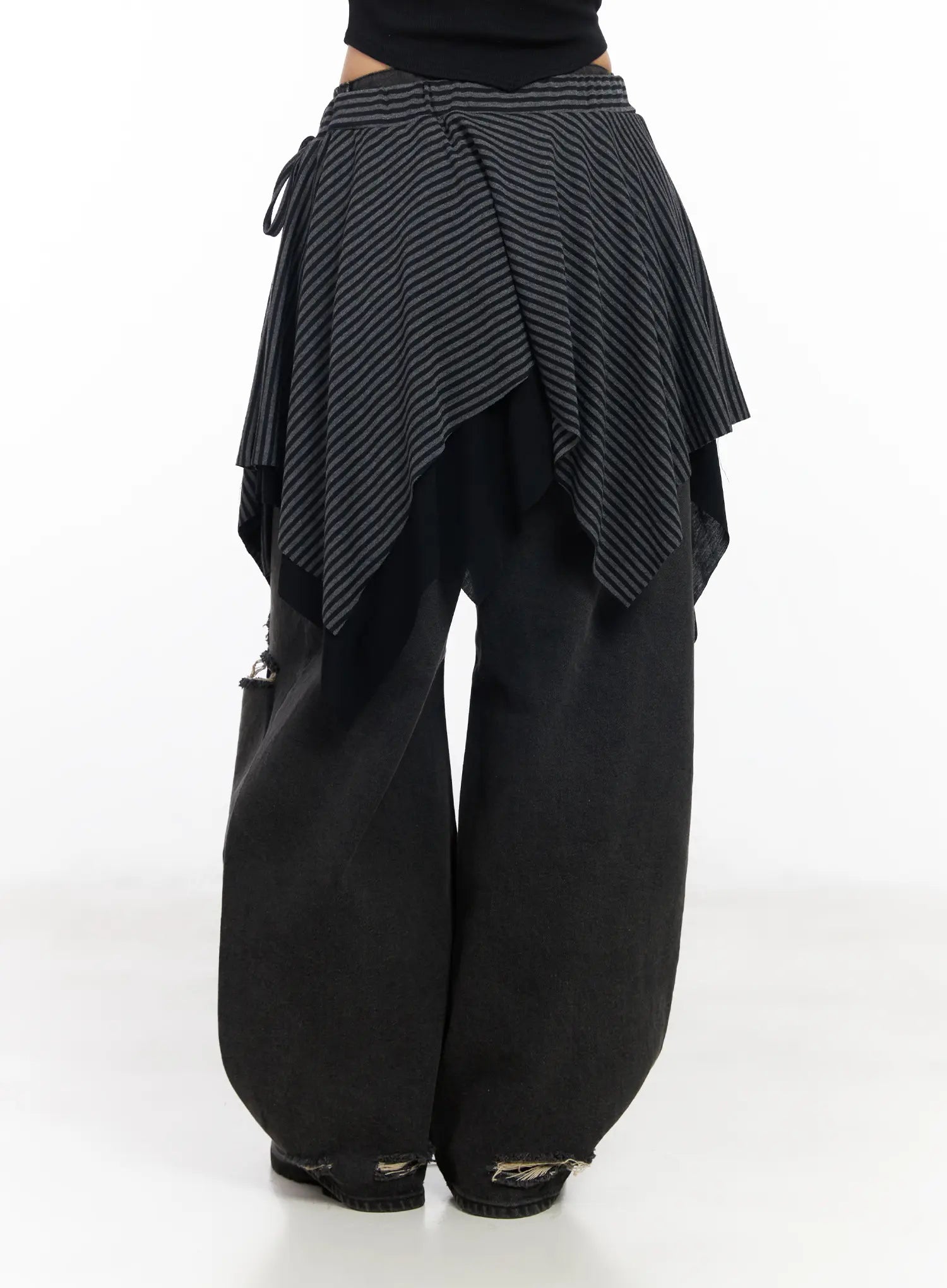 striped-asymmetric-flare-skirt-cd1202