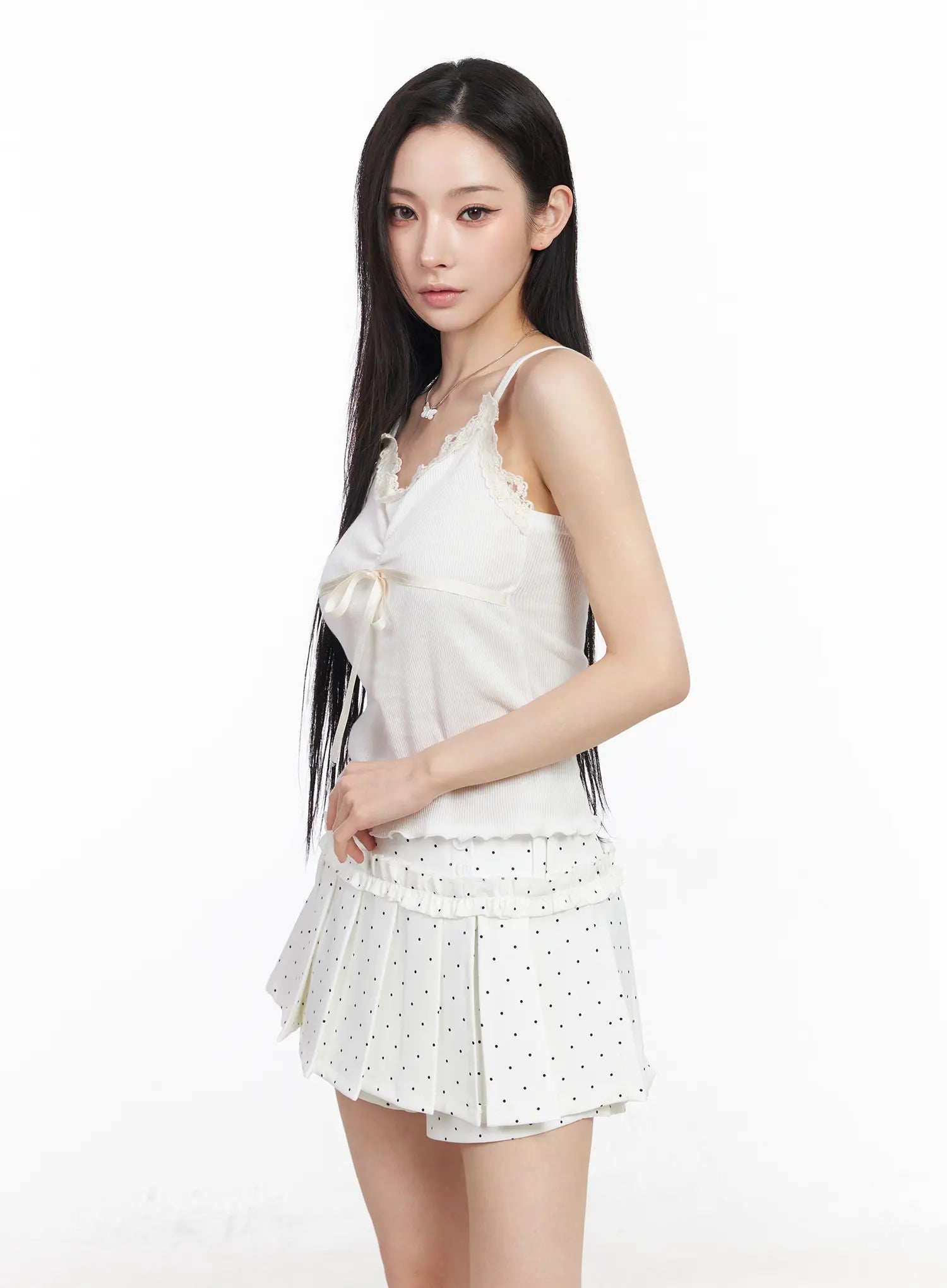 lace-trim-and-bow-crop-tank-cm518