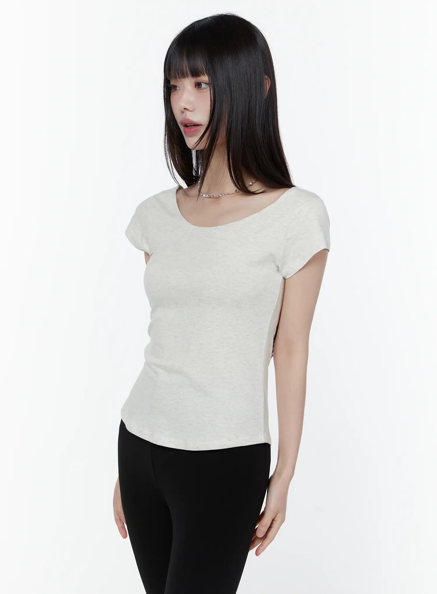 basic-scoop-neck-short-sleeve-tee-cu508