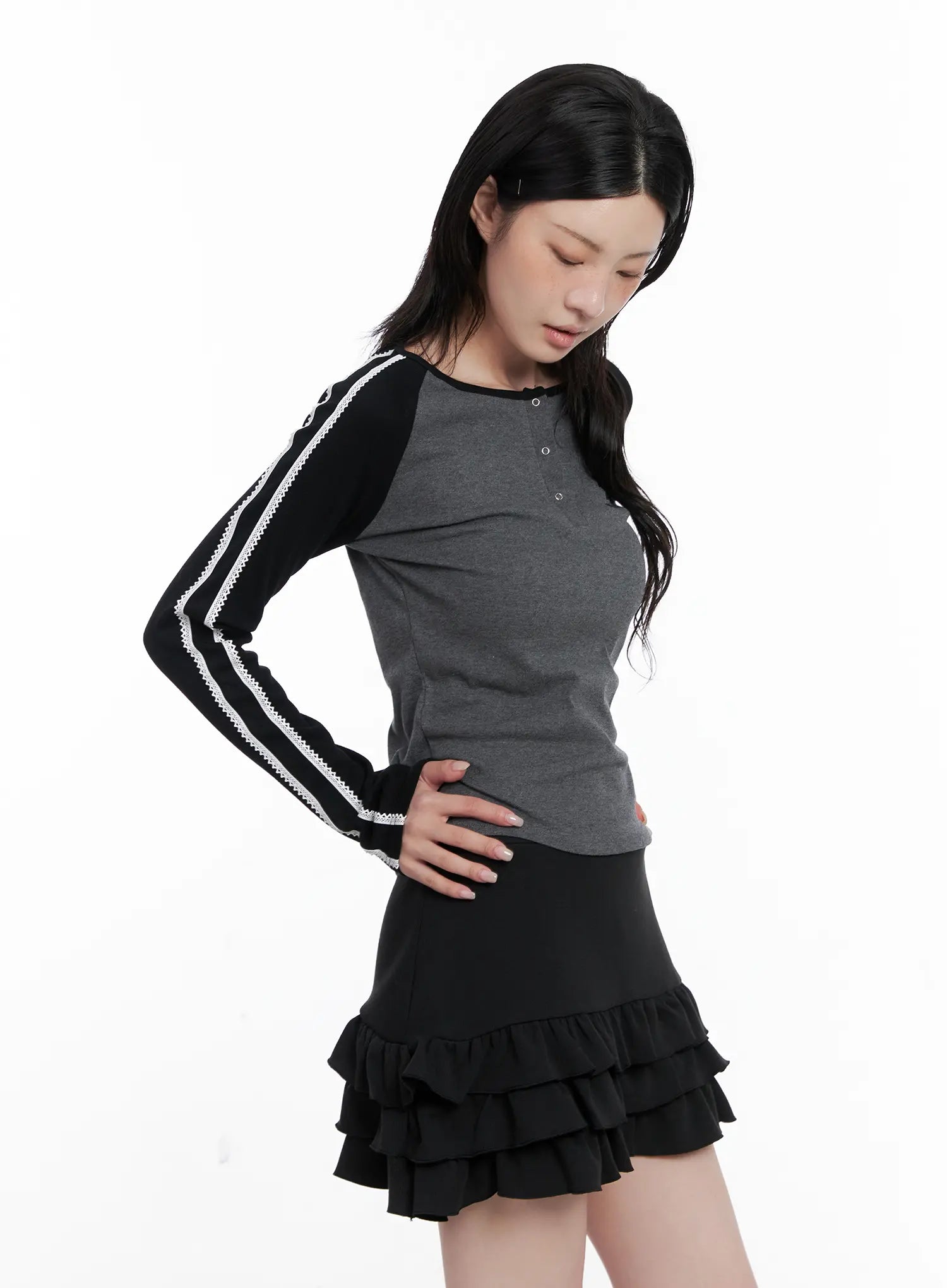 two-tone-lace-detail-top-cs529