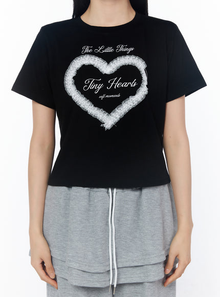 lace-detail-graphic-tee-iu516