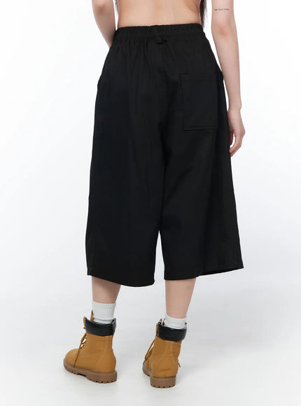pleated-bermuda-pants-ca528