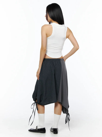 collared-v-neck-sleeveless-top-cu512