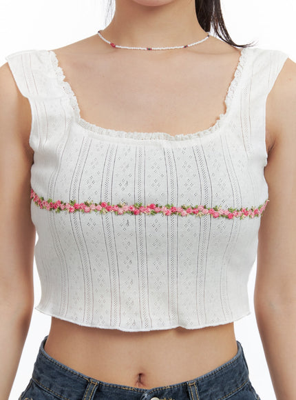 floral-lace-embroidered-sleeveless-top-oa416