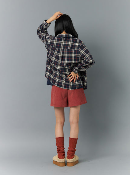 plaid-buttoned-shirt-on320