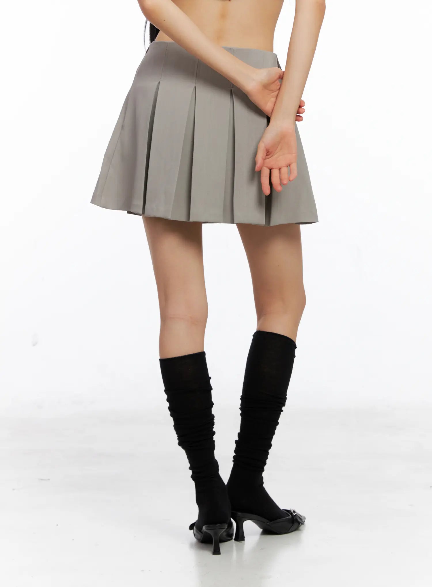 classic-high-waisted-pleated-mini-skirt-cs509