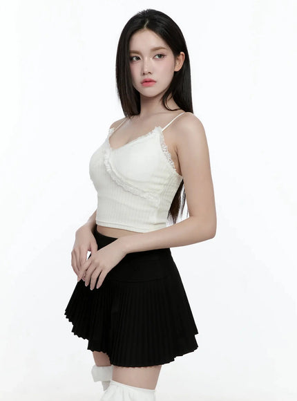 lace-trim-sleeveless-top-io527