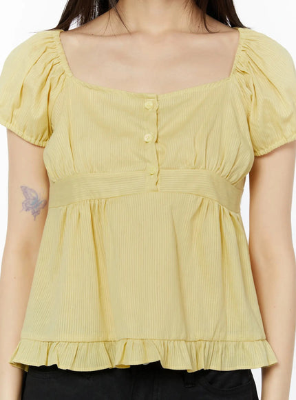 square-neck-ruffle-blouse-iu518
