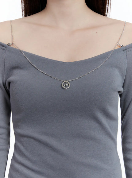 chic-chain-strap-off-shoulder-top-cn525