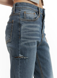 distressed-bootcut-jeans-ca426