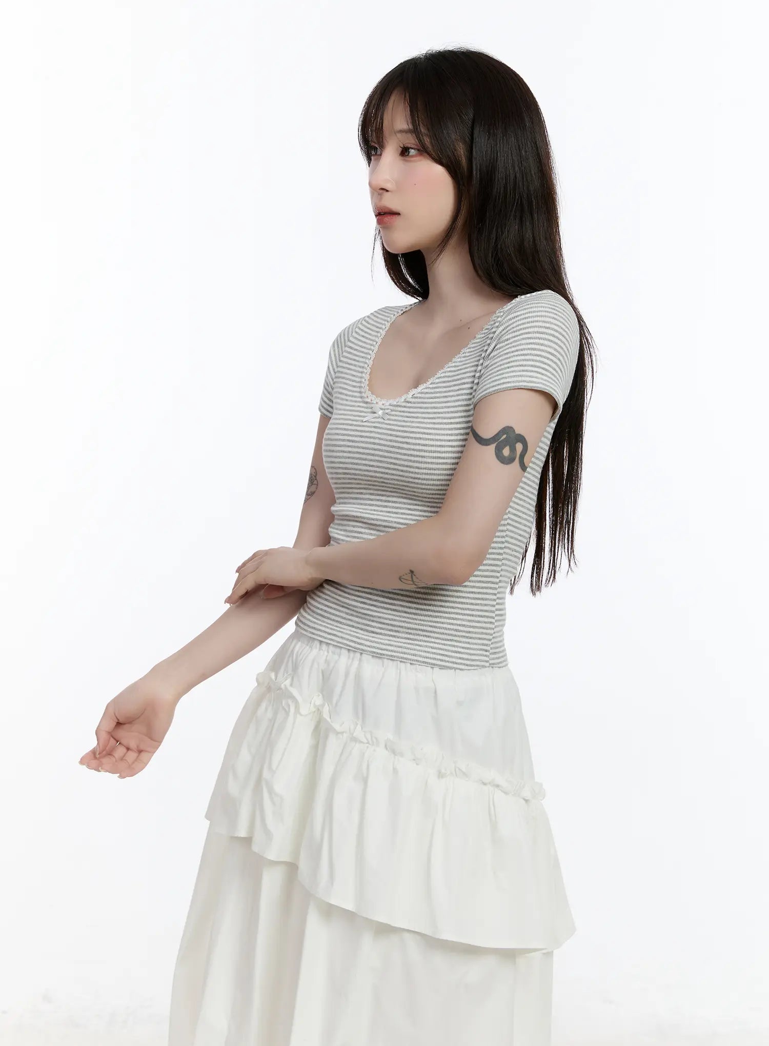 scoop-neck-striped-lace-top-ca503