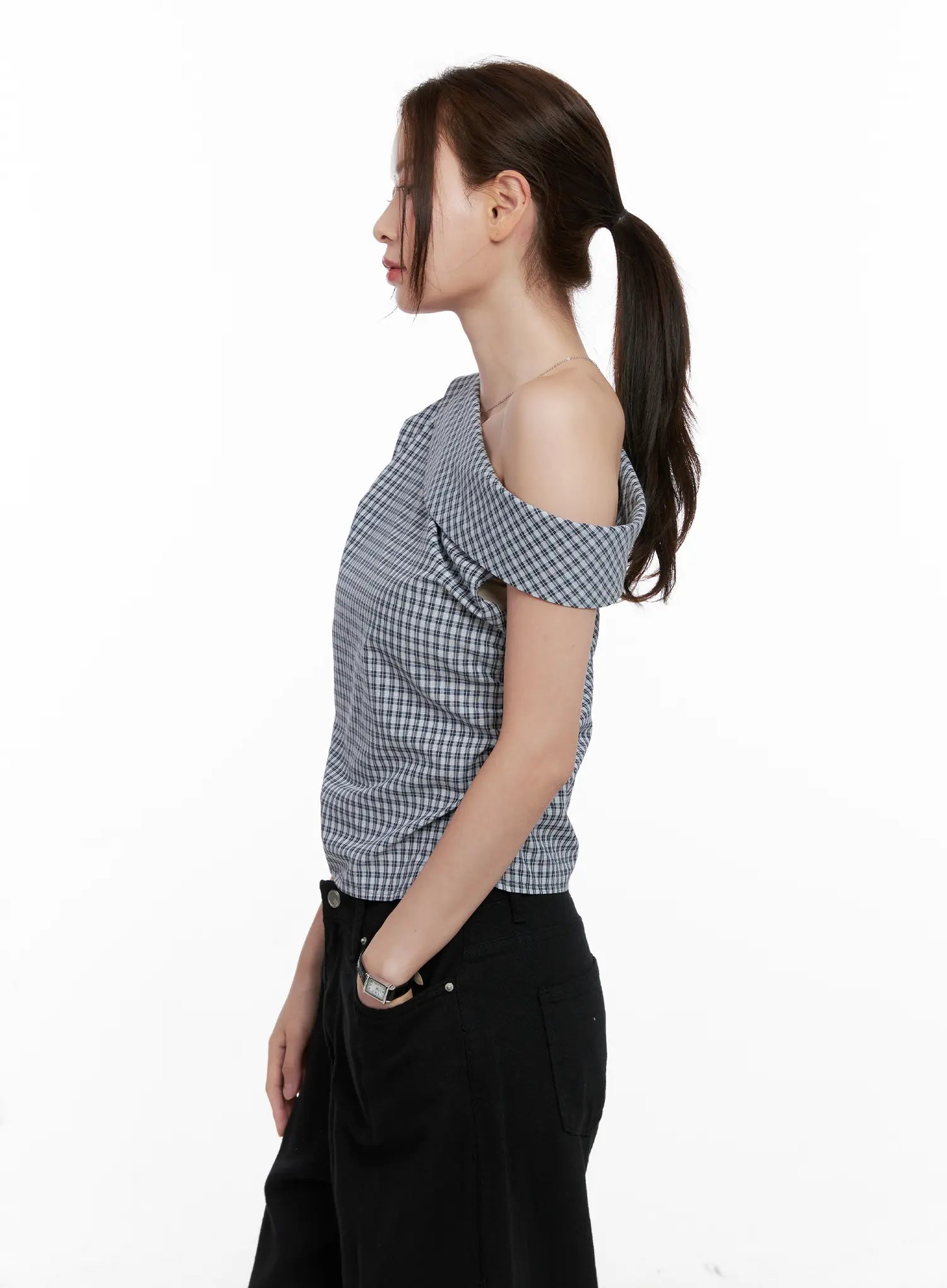 gingham-off-shoulder-crop-top-cl524