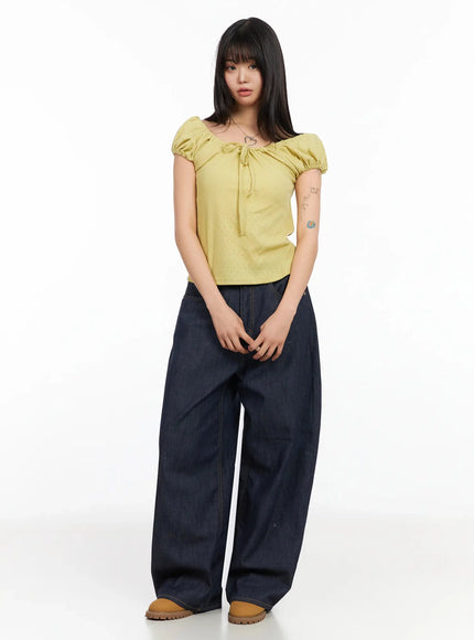 eyelet-ruched-off-shoulder-top-ia523