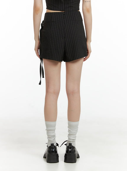 stripe-buckle-wrap-shorts-cl402