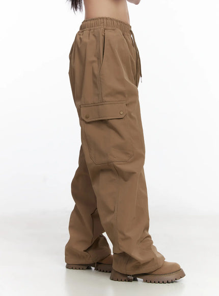 wide-leg-cargo-pants-cd530